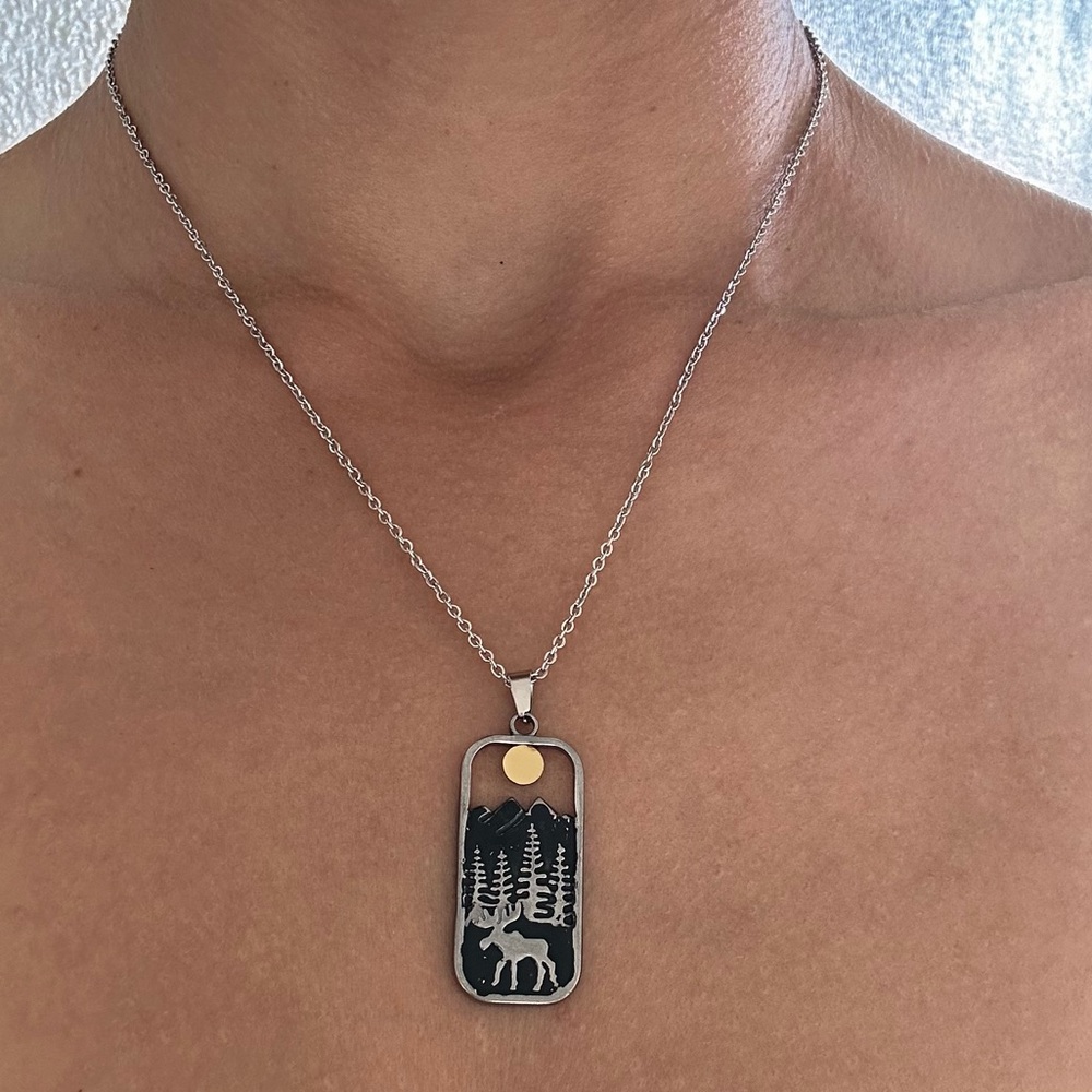 Moose Nature Necklace